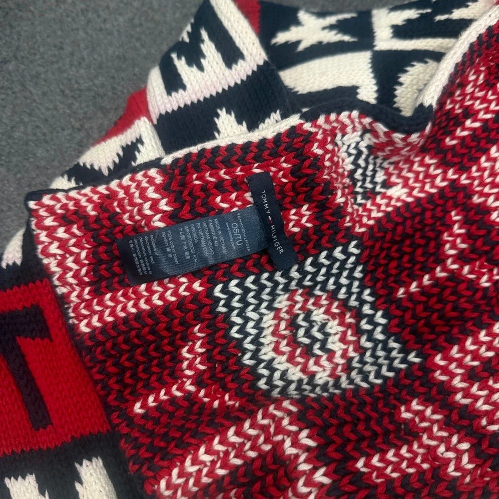 Tommy Hilfiger Scarf Unisex OS Red White Blue Excellent Knit Logo Star Block